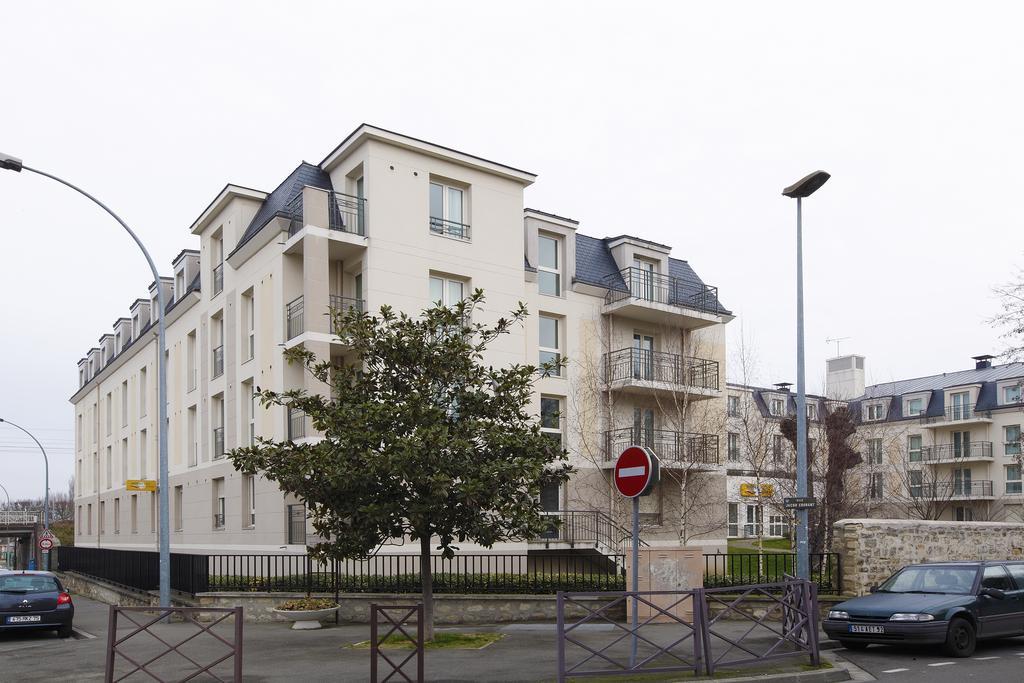 Appart'City Poissy Exteriör bild